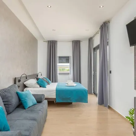 Apartman Retreat - Exclusive With & Pool