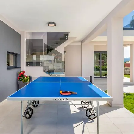 Retreat - Exclusive With & Pool Appartement *